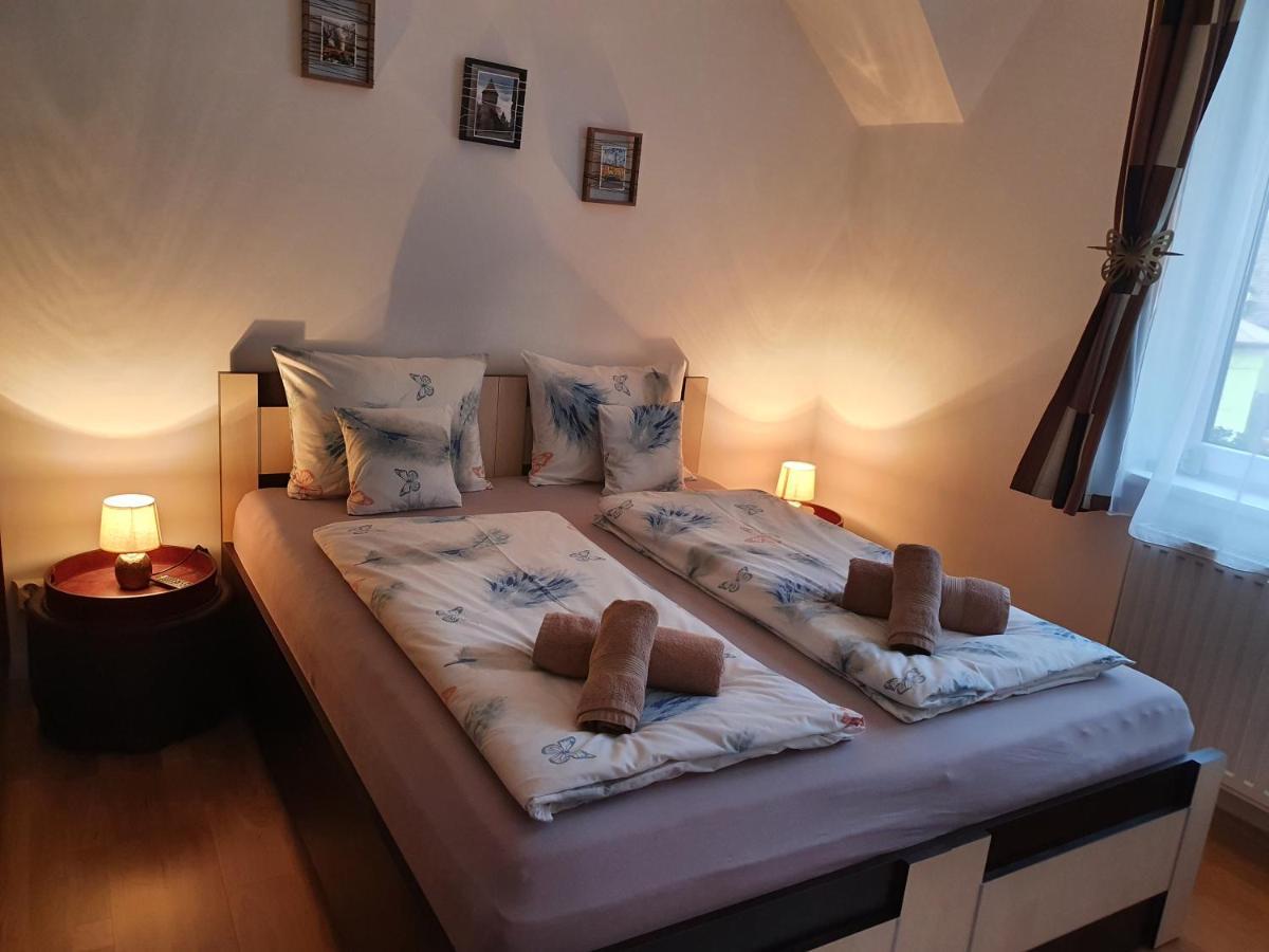 Smiley Apartment Sybin Zewnętrze zdjęcie