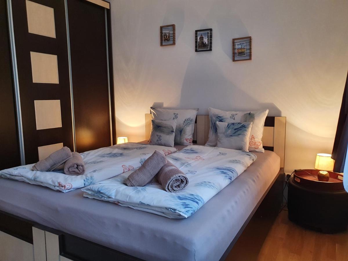Smiley Apartment Sybin Zewnętrze zdjęcie
