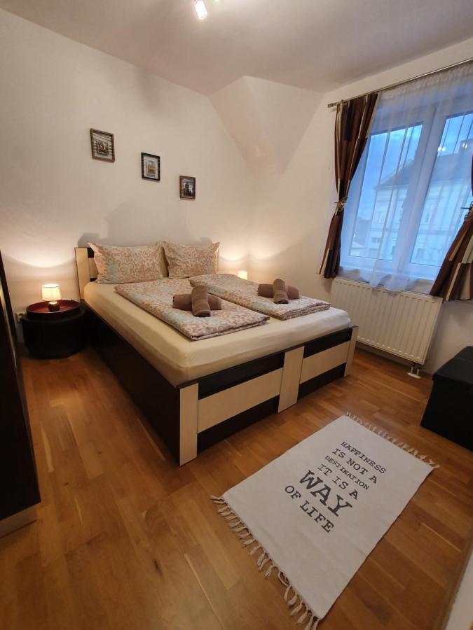 Smiley Apartment Sybin Zewnętrze zdjęcie