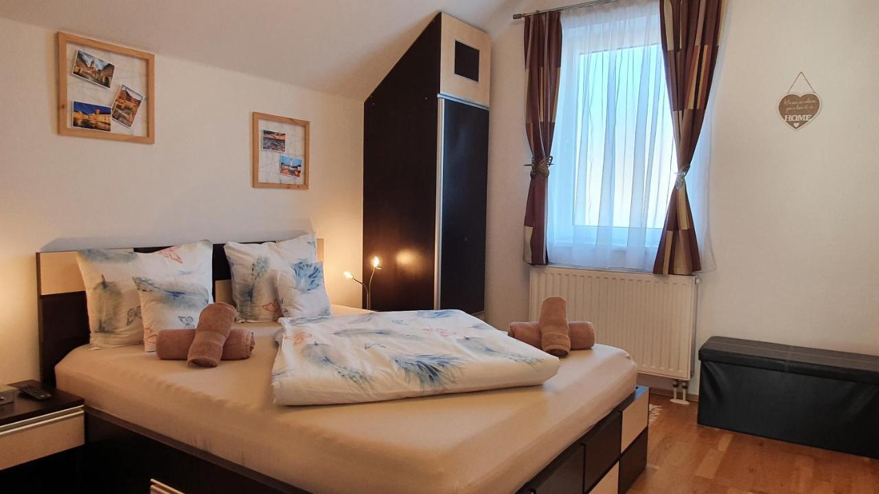 Smiley Apartment Sybin Zewnętrze zdjęcie