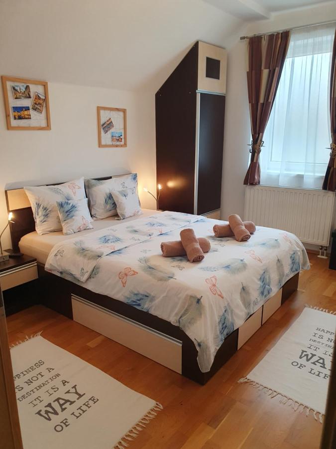 Smiley Apartment Sybin Zewnętrze zdjęcie